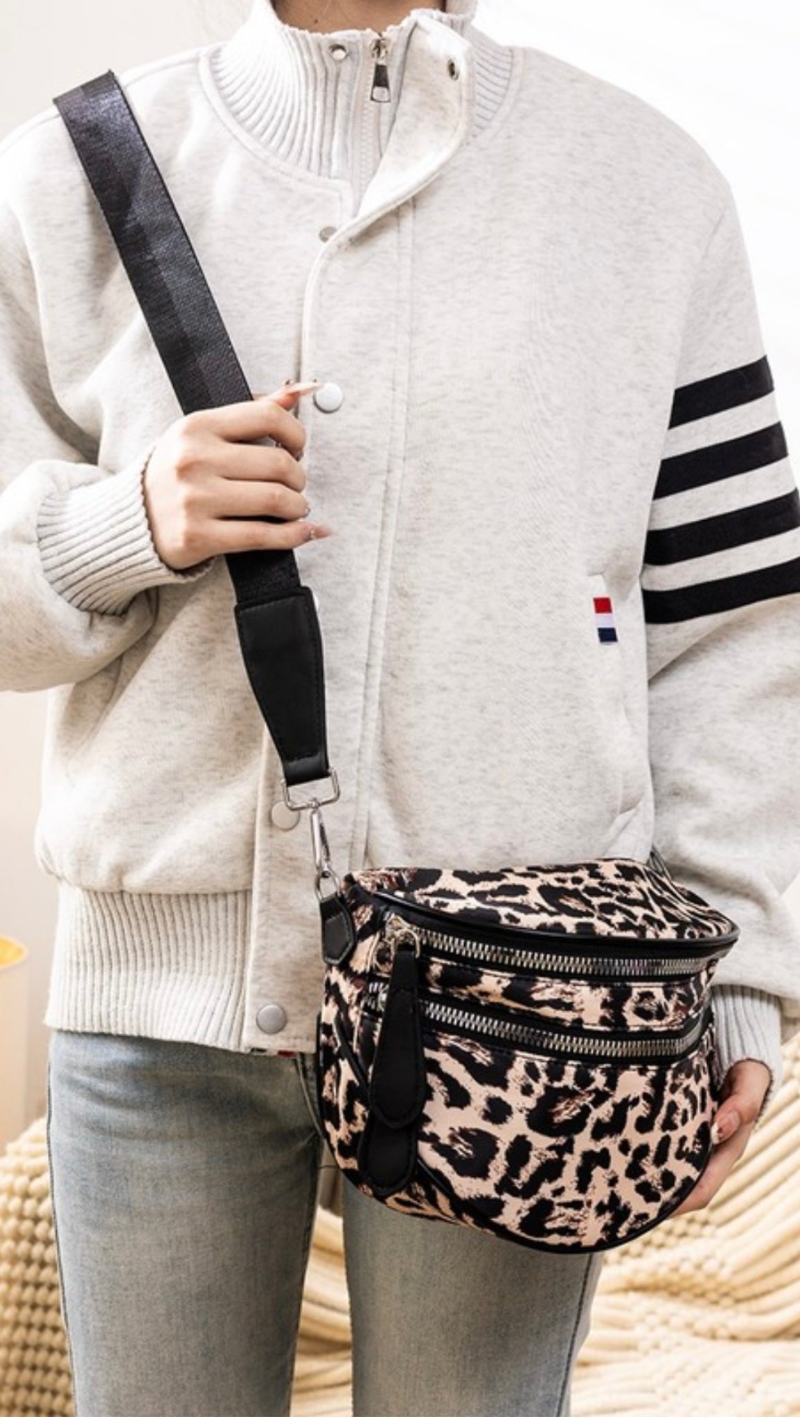 Crossbody Double Zipper