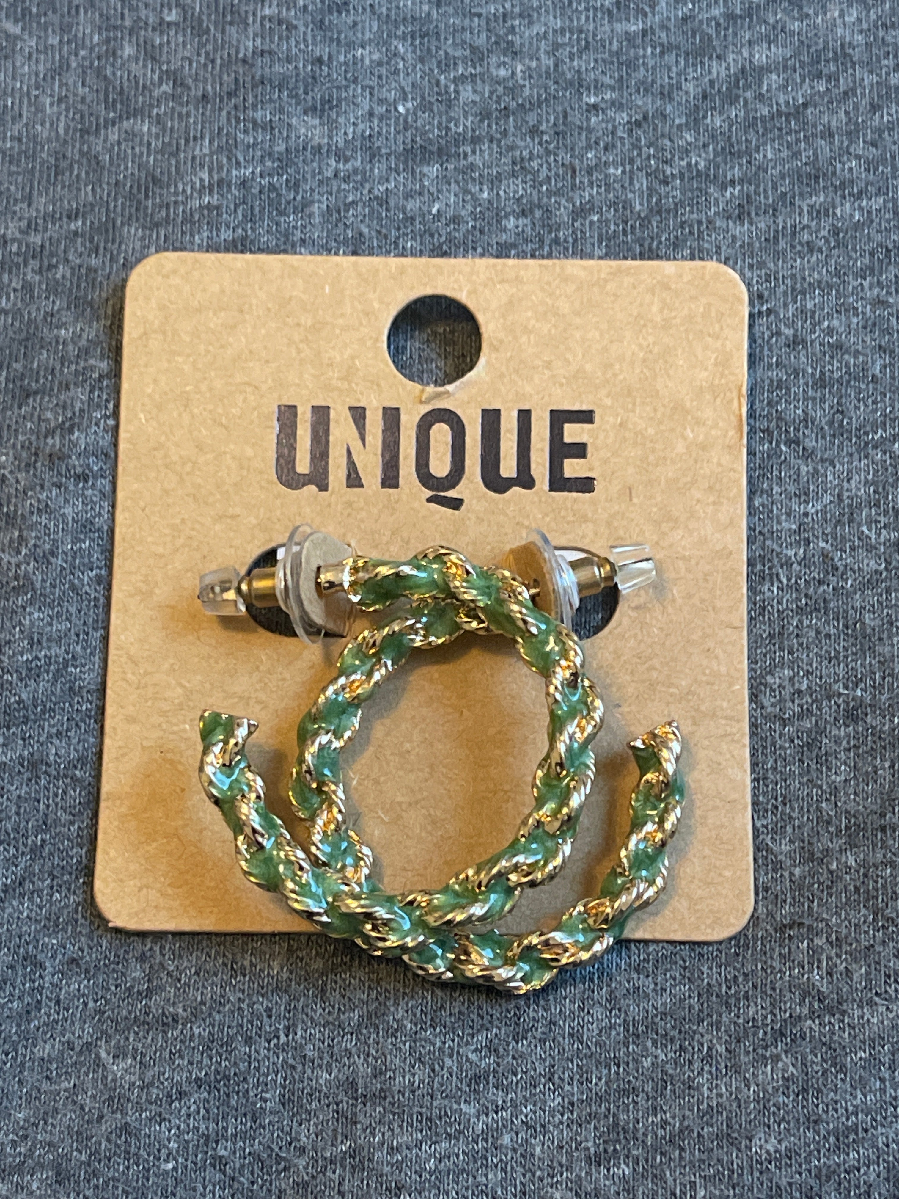 Twist Hoops